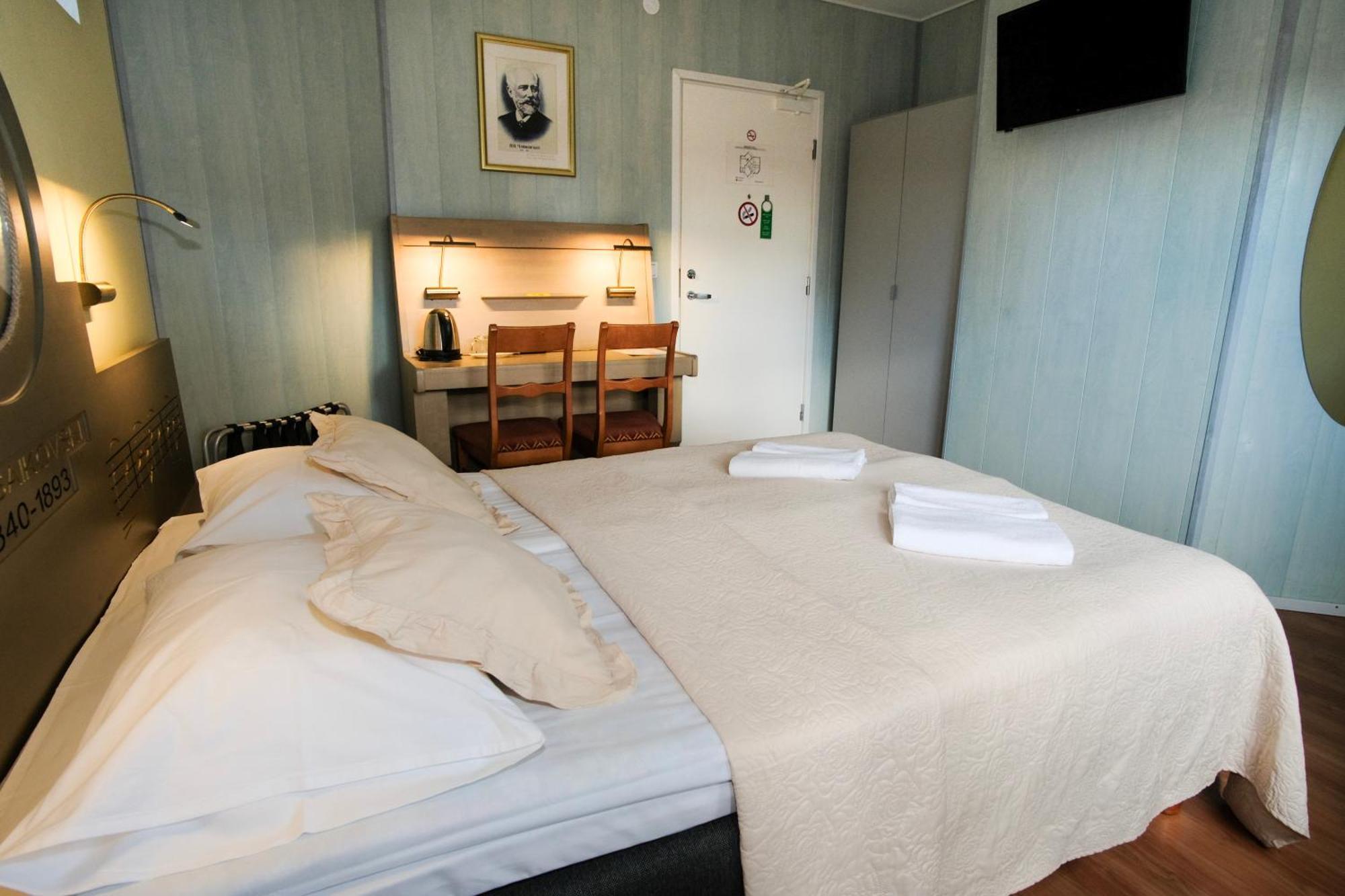 Paeeva Hotel 2*